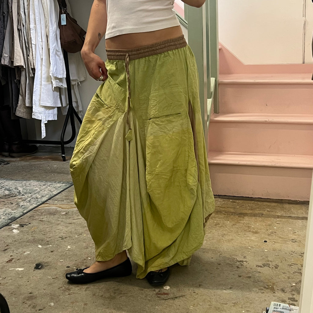 Green ballon style ruched maxi skirt