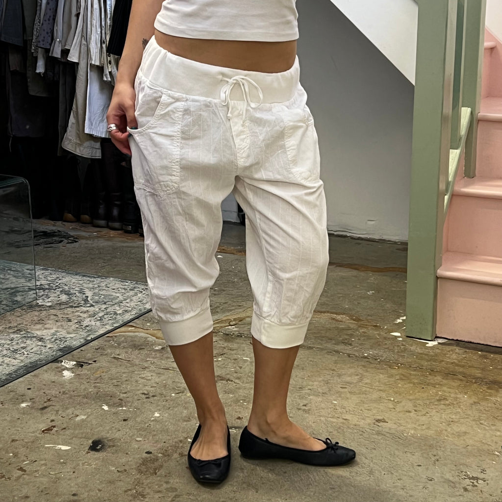 White striped cuffed cargo capris