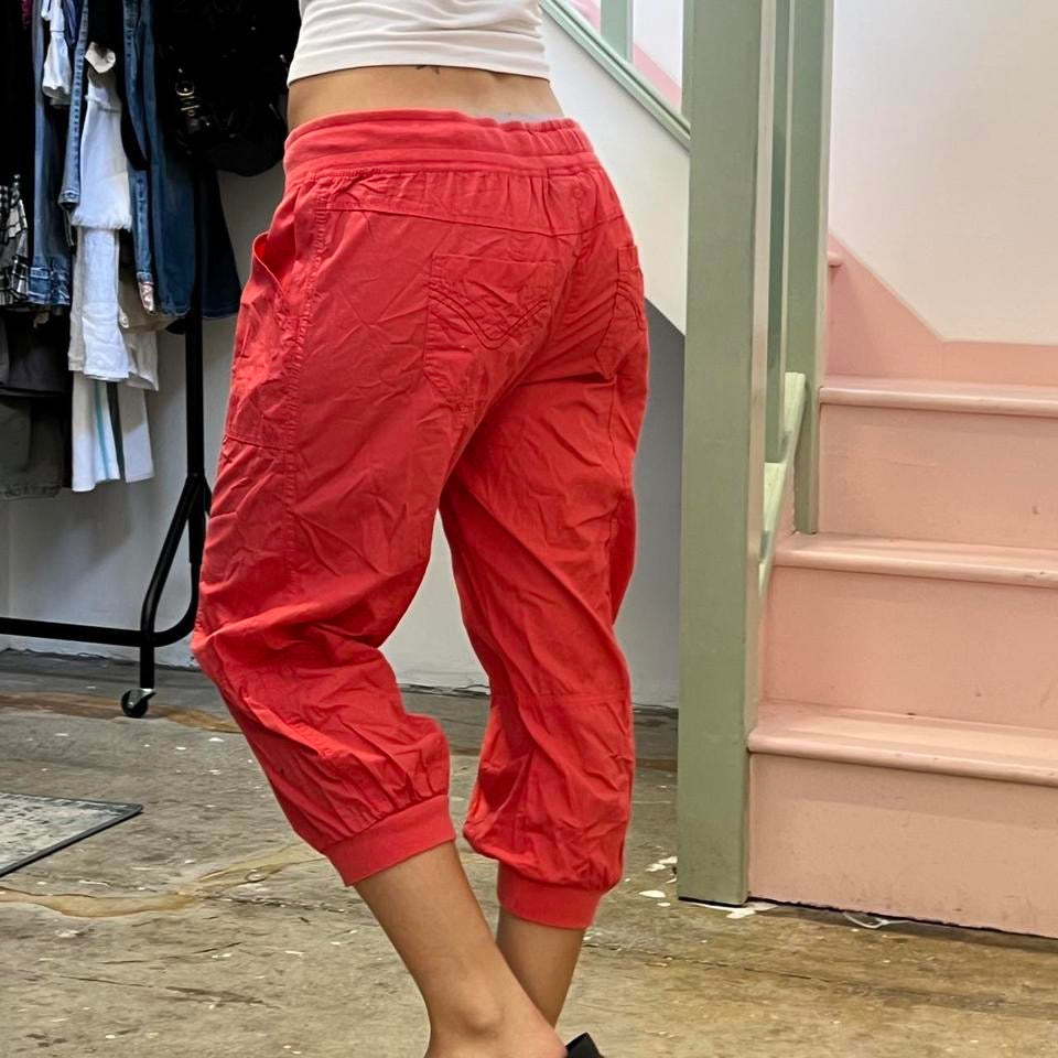 Coral balloon style cargo capris