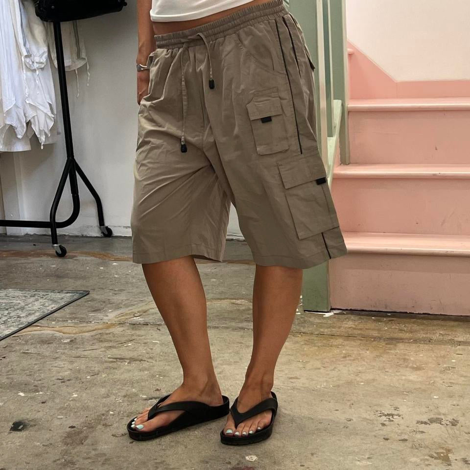 Khaki baggy sporty knee length shorts