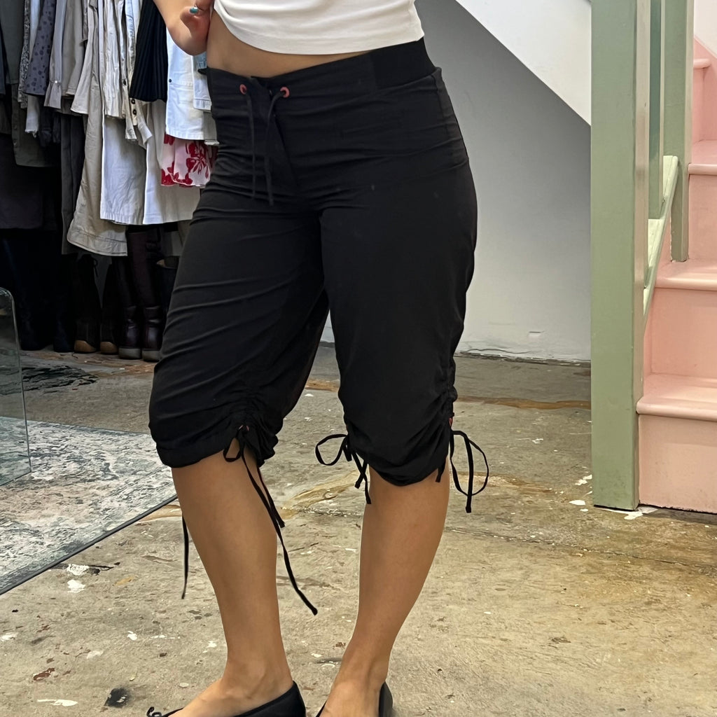 Puma black ruched sporty capris