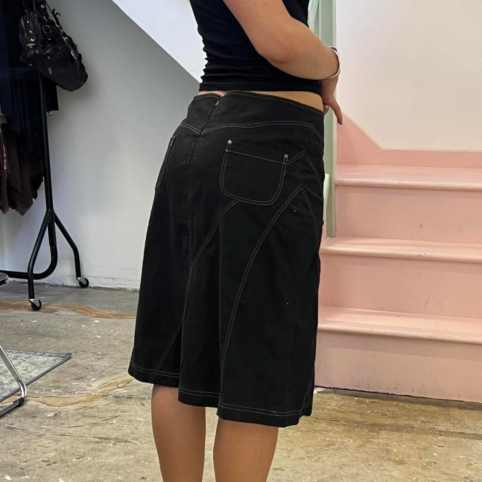 Black tailored pencil skirt with contrast stitching