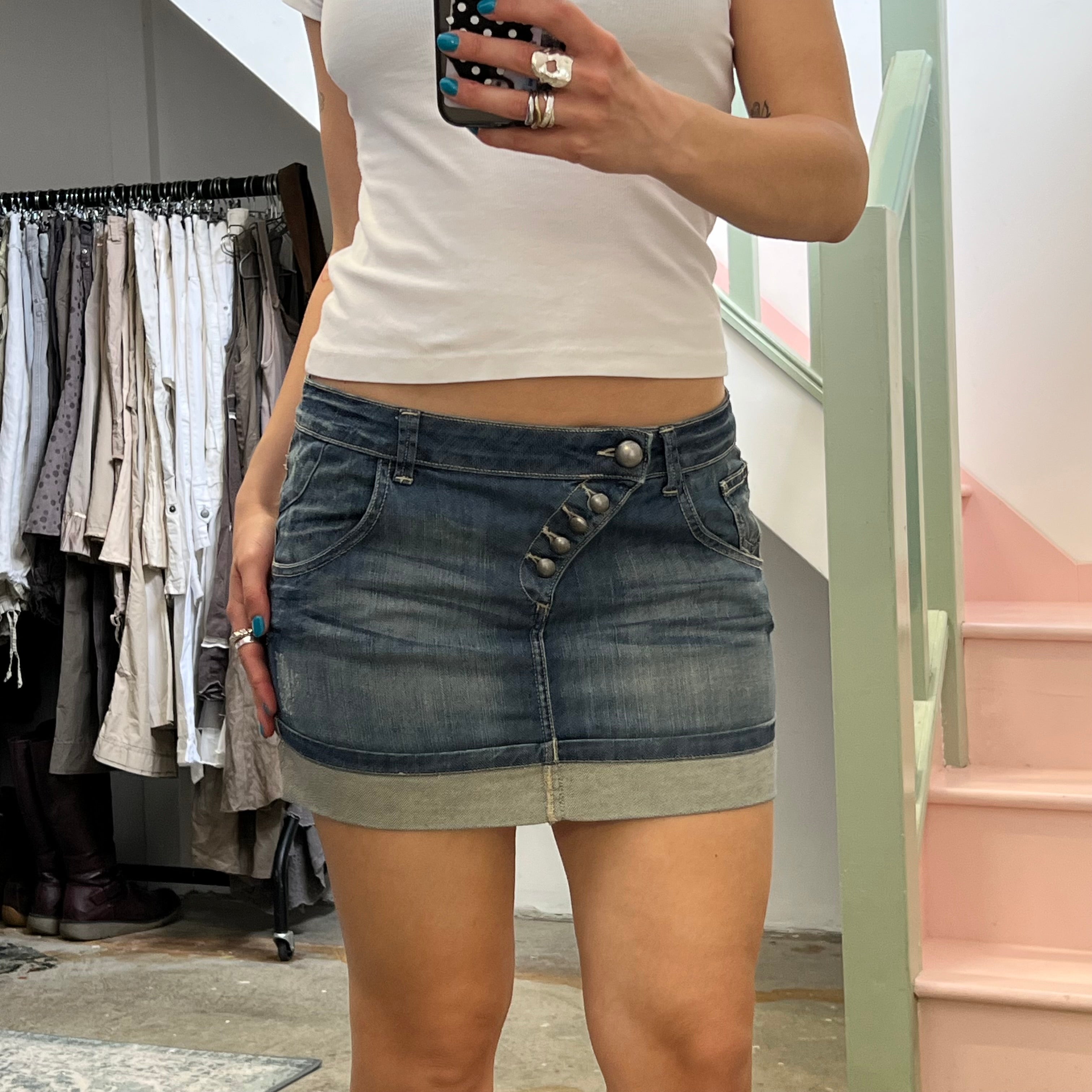 Fitted denim mini skirt