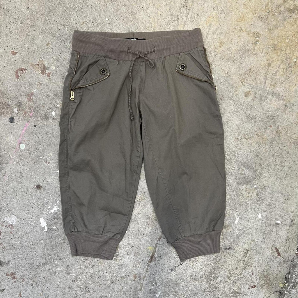 Khaki balloon style vintage cuffed capris with tie waist