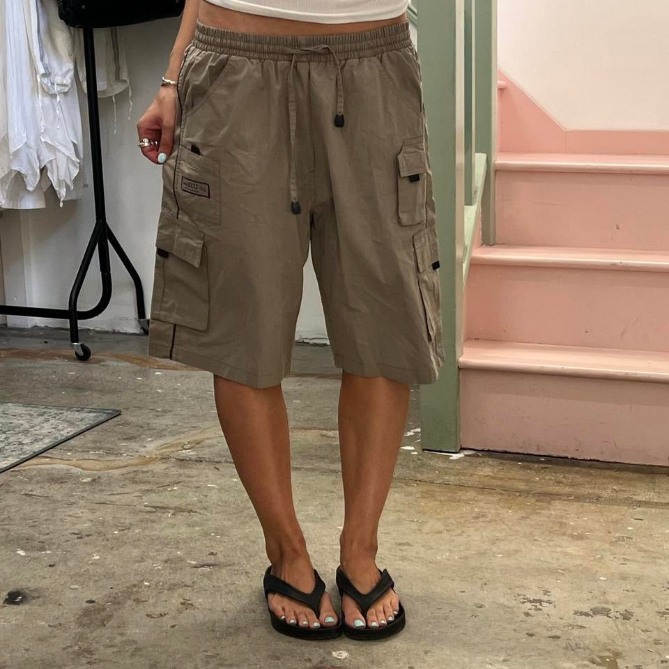 Khaki baggy sporty knee length shorts