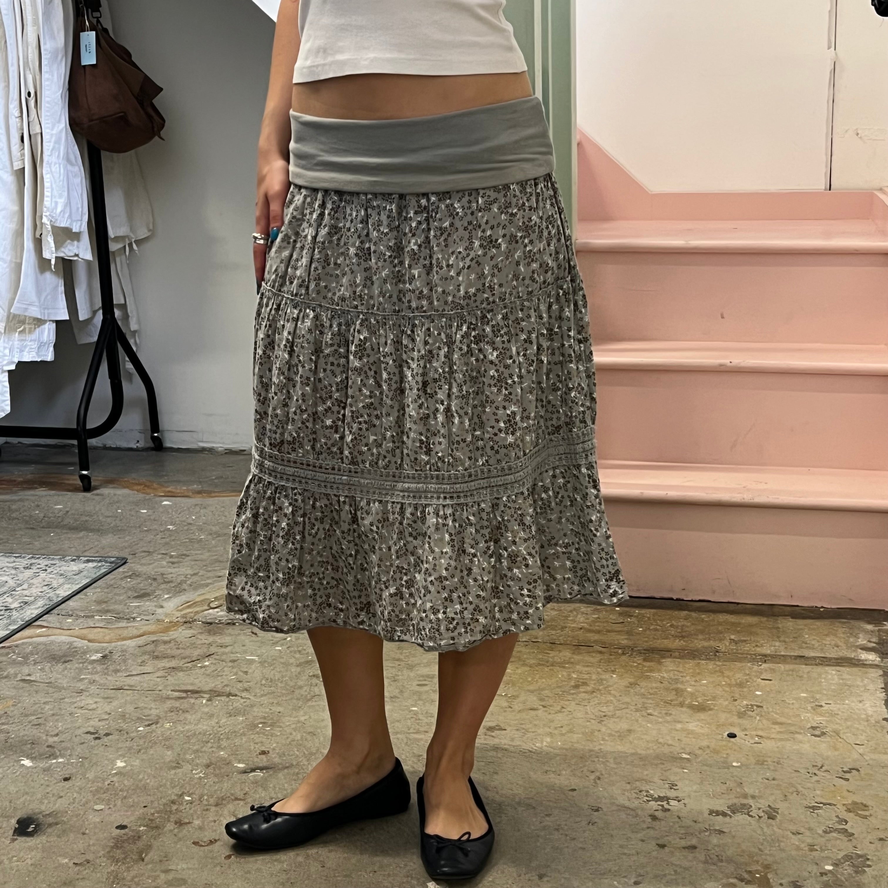 Grey ditsy floral maxi skirt