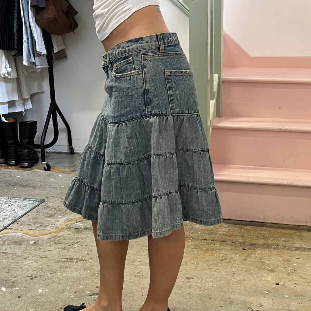 Light wash tiered denim midi skirt