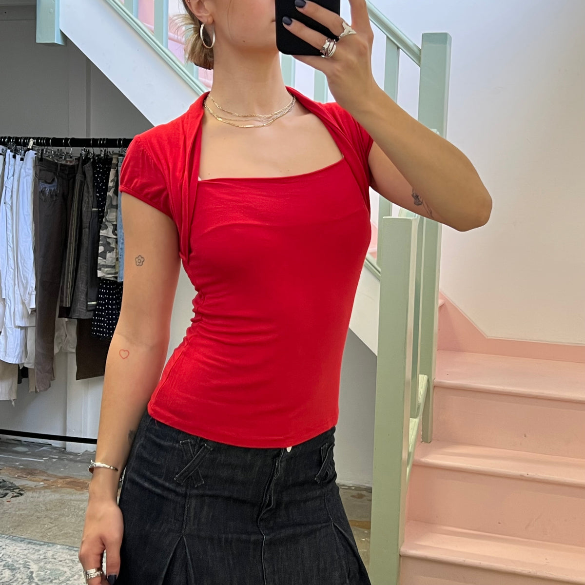 Red square neck short sleeve top