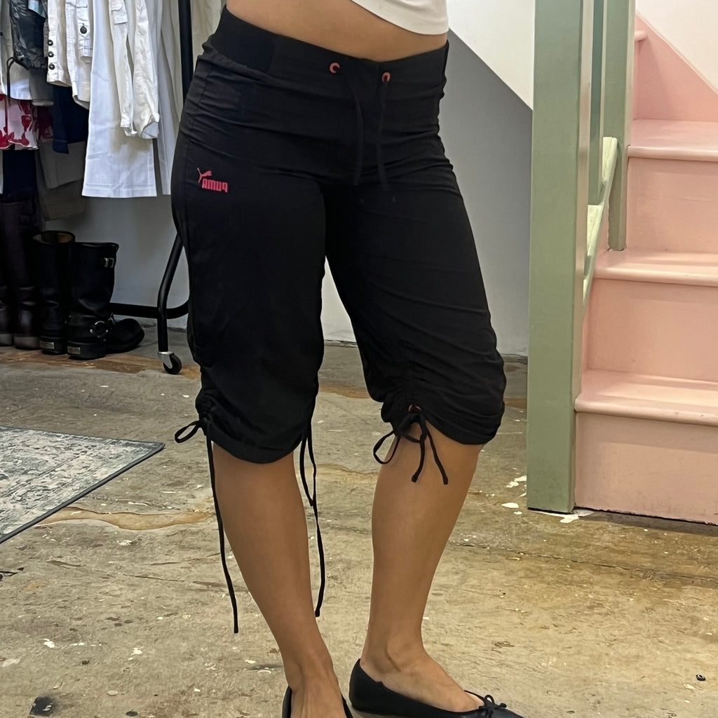 Puma black ruched sporty capris