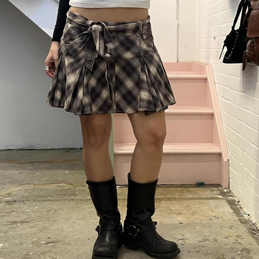 Cream and brown checkered low rise pleated floaty mini skirt