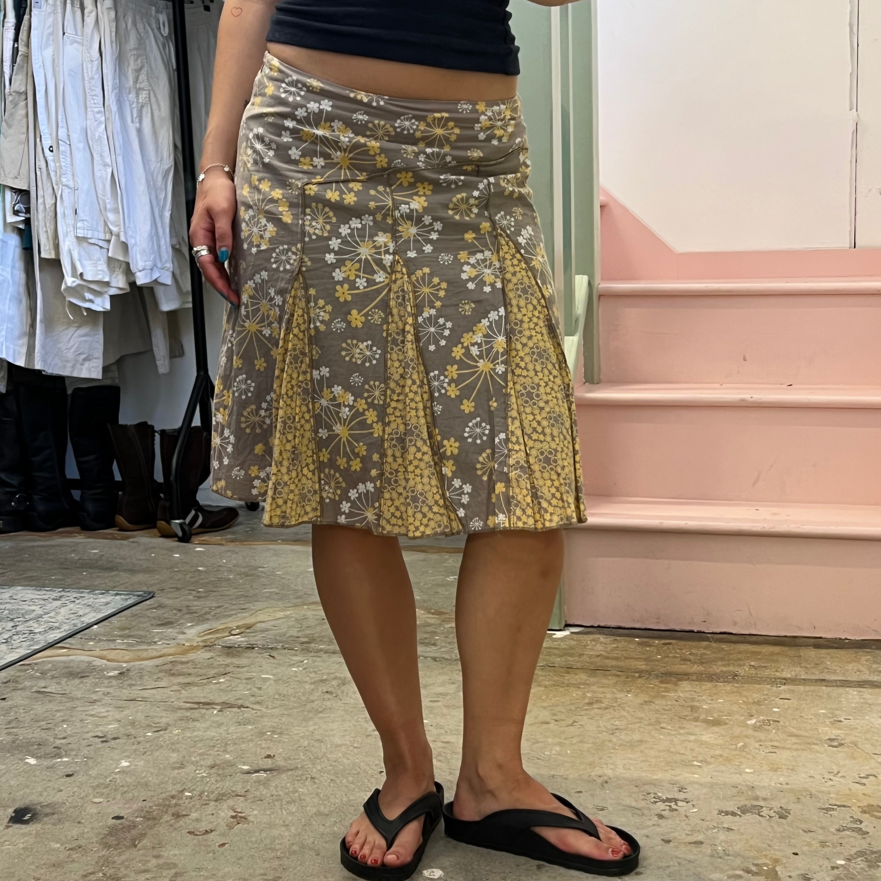 Grey and yellow floral pleated midi skirt