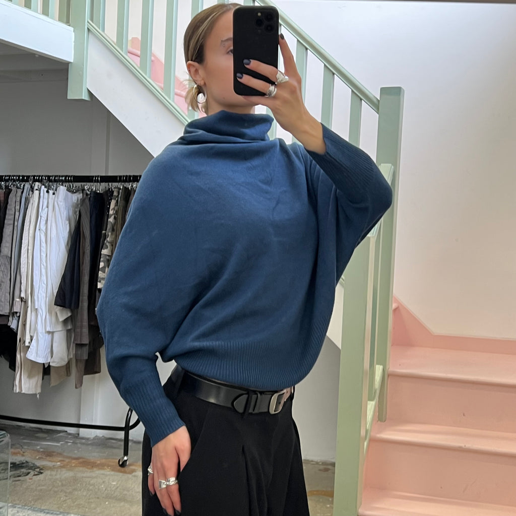 Pimkie blue batwing sweater