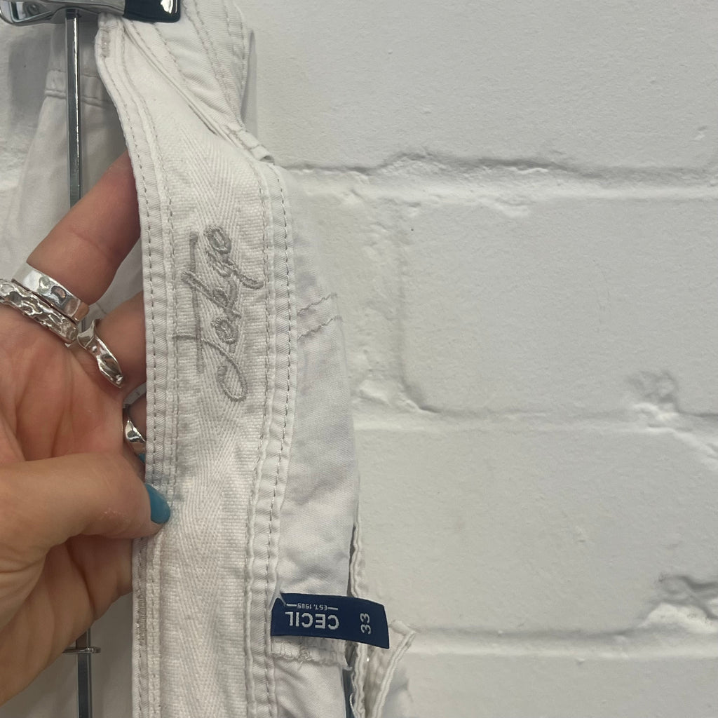 White lightweight capris