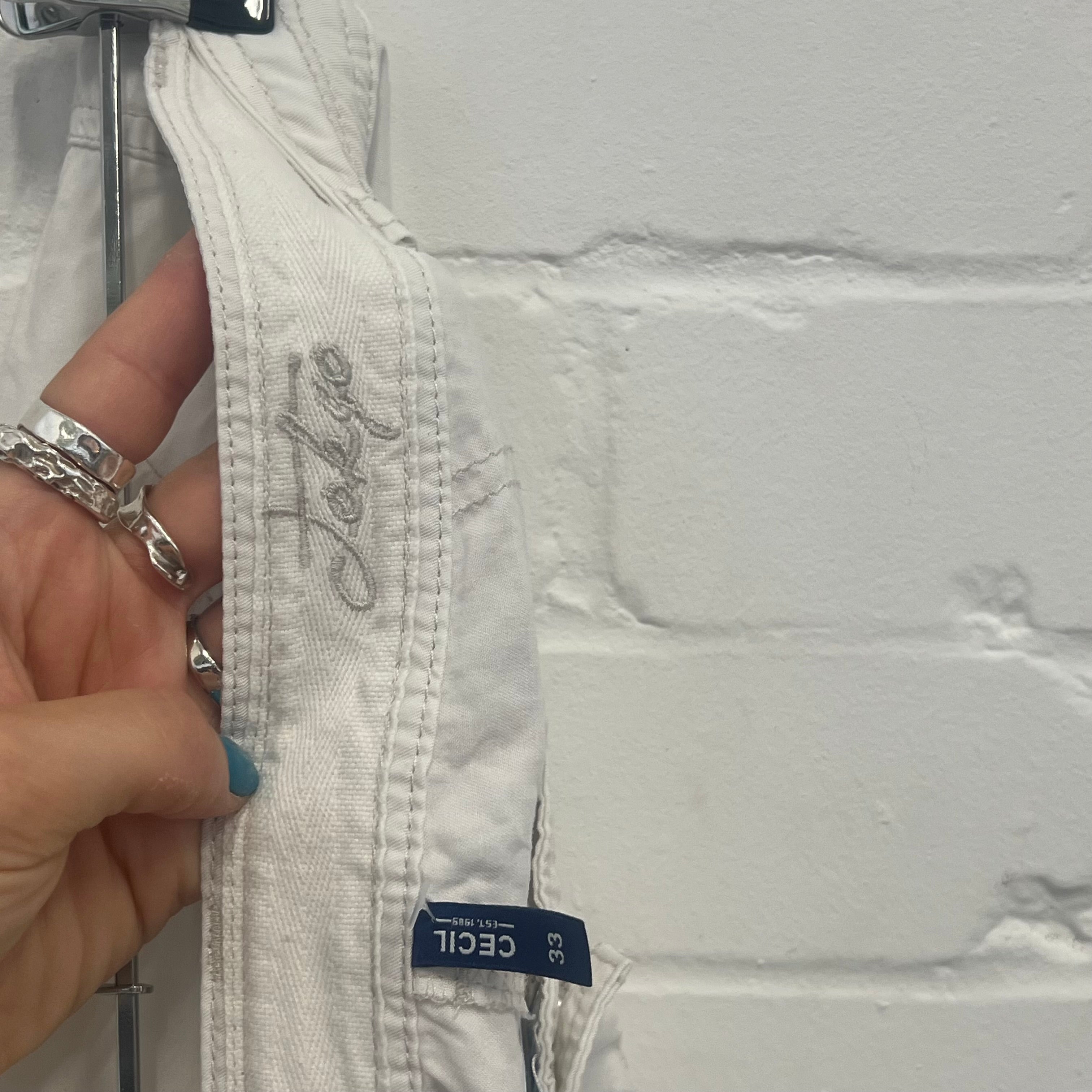 White lightweight capris