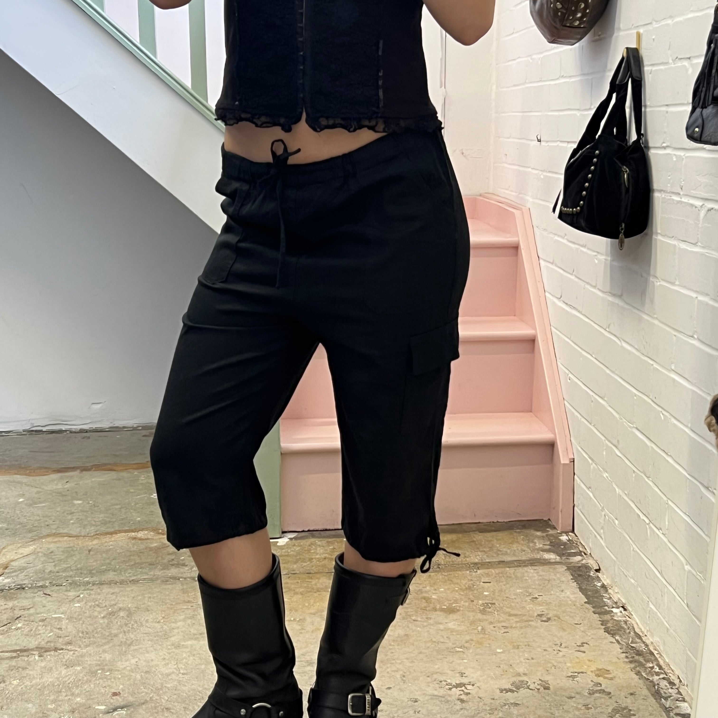 Black linen capris