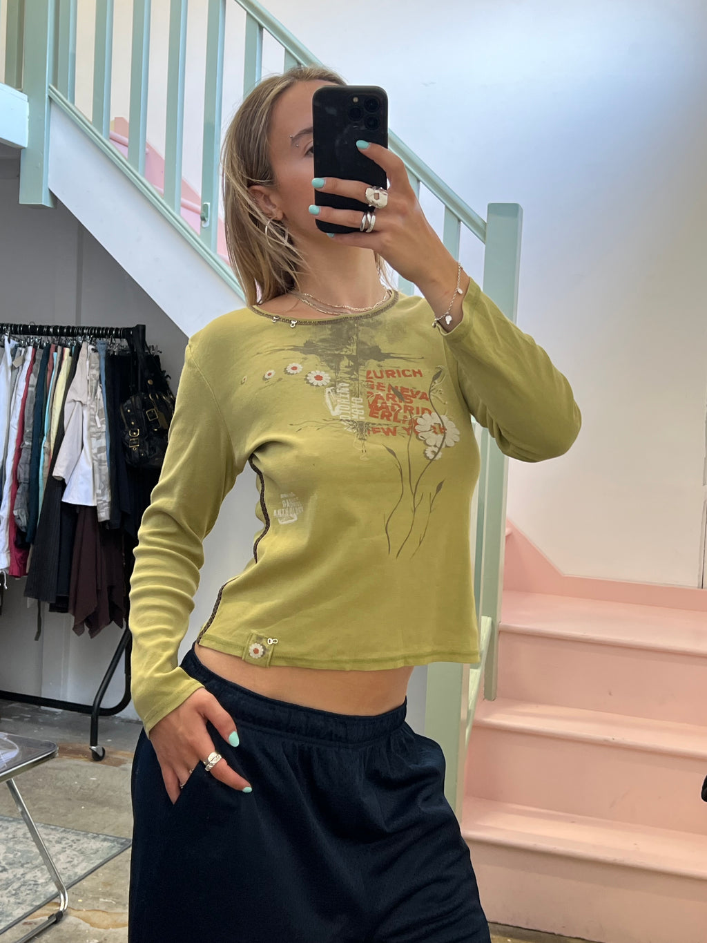 Green graphic print long sleeve top