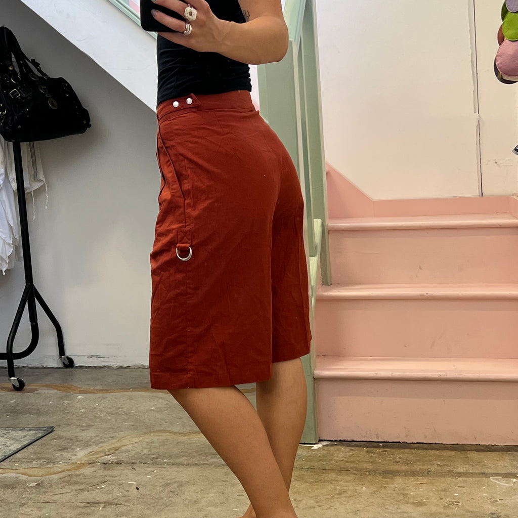 Orange tailored white leg shorts