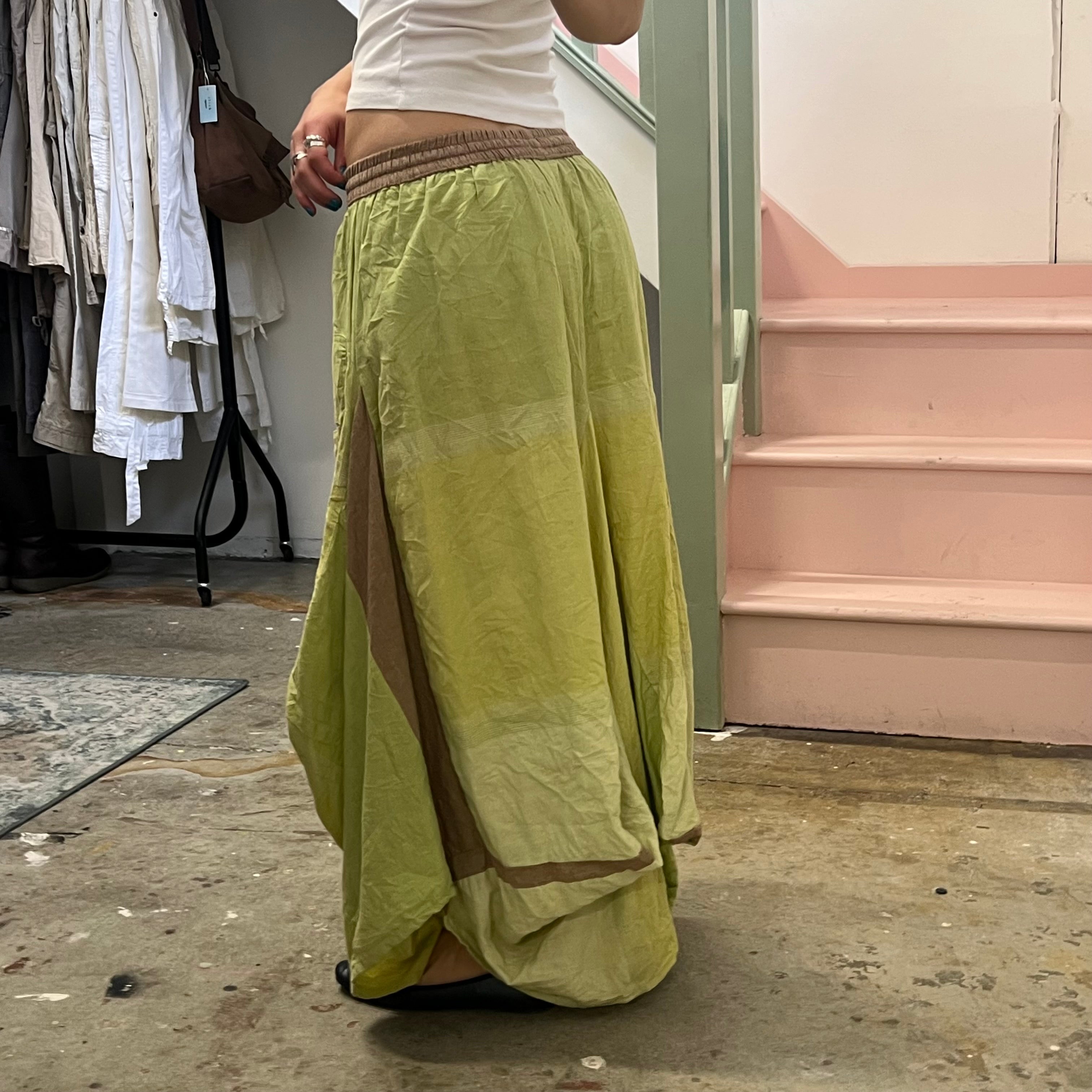 Green ballon style ruched maxi skirt