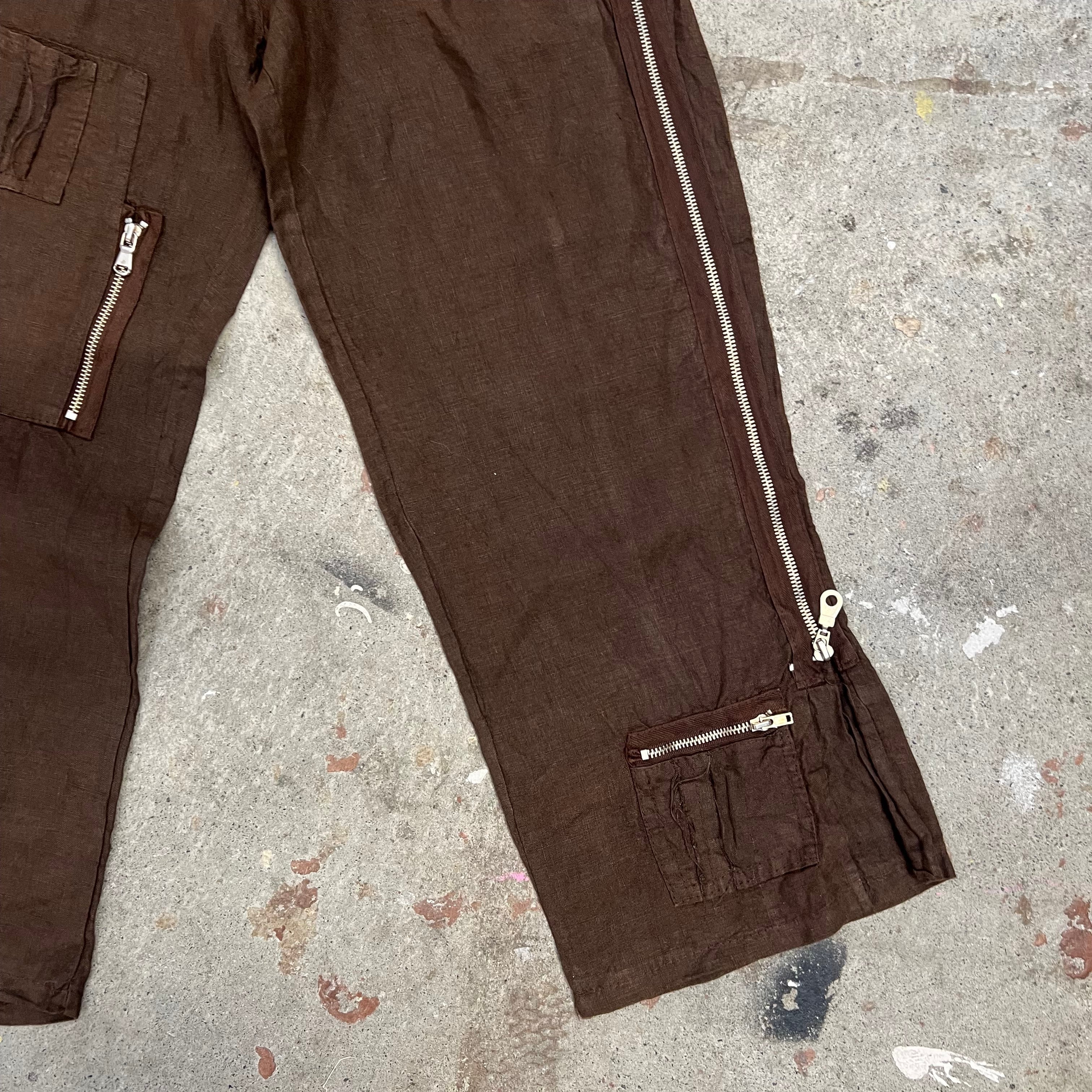 Brown linen capris with zip detail