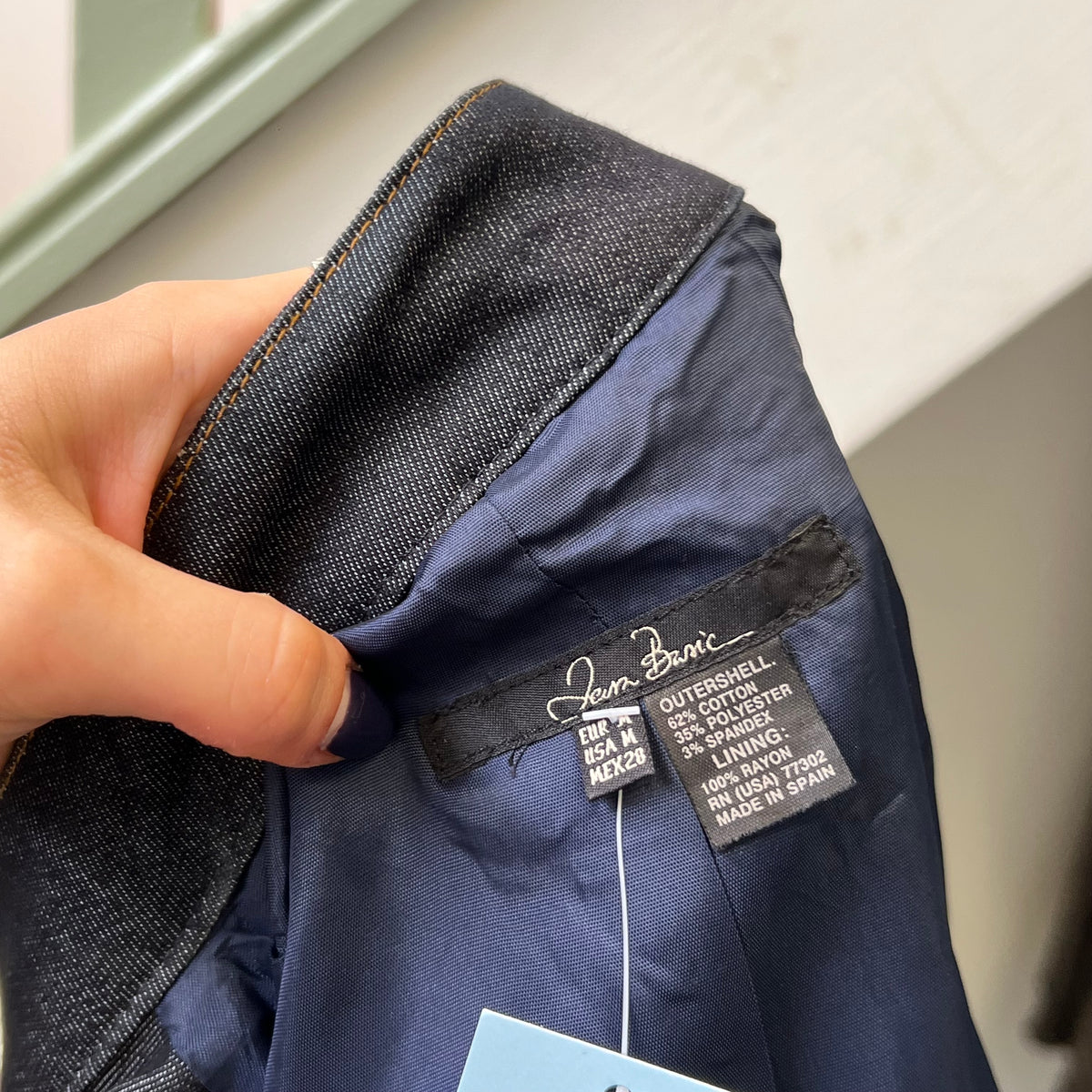 Dark wash fitted denim jacket