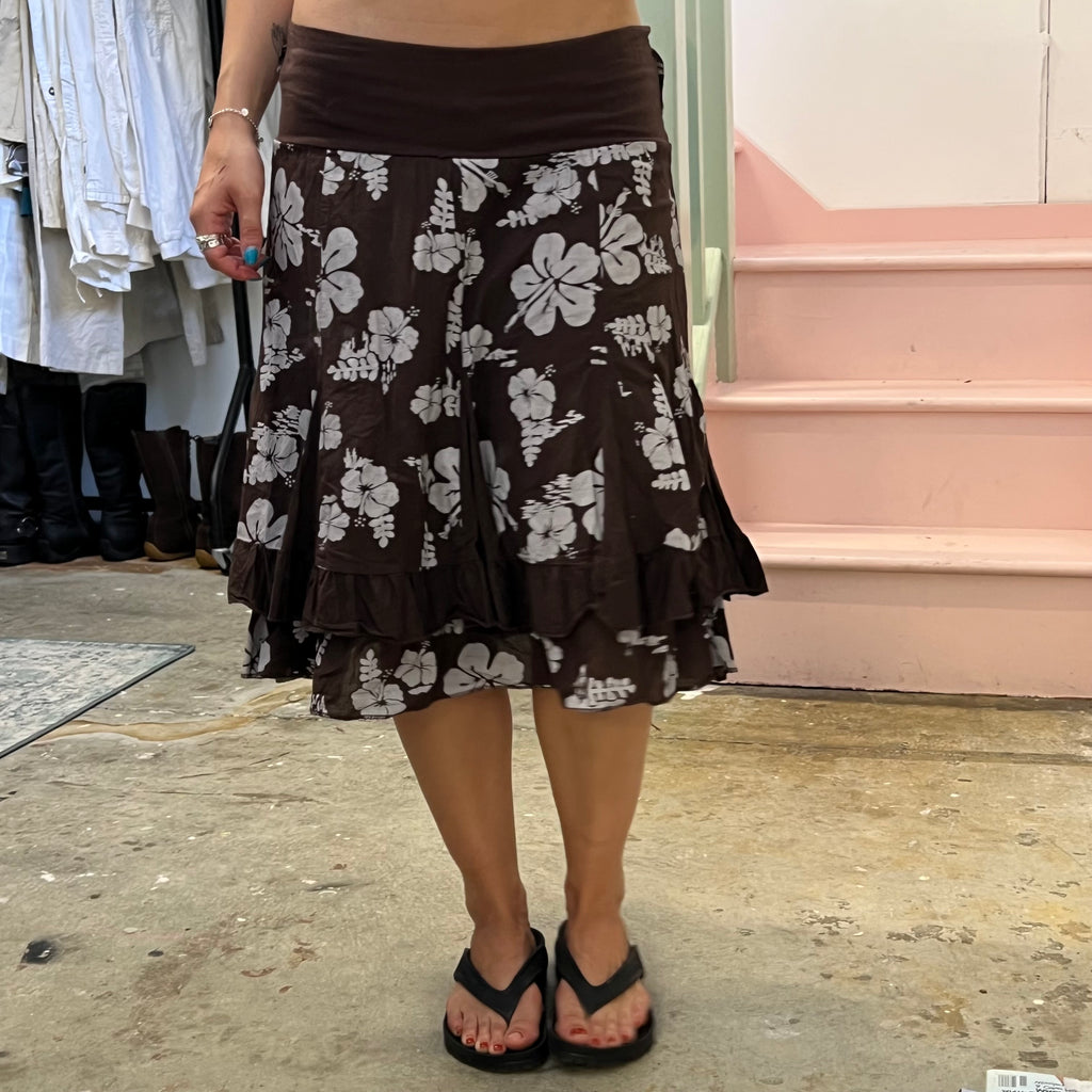 Brown and white hibiscus print floral midi skirt with foldable waist