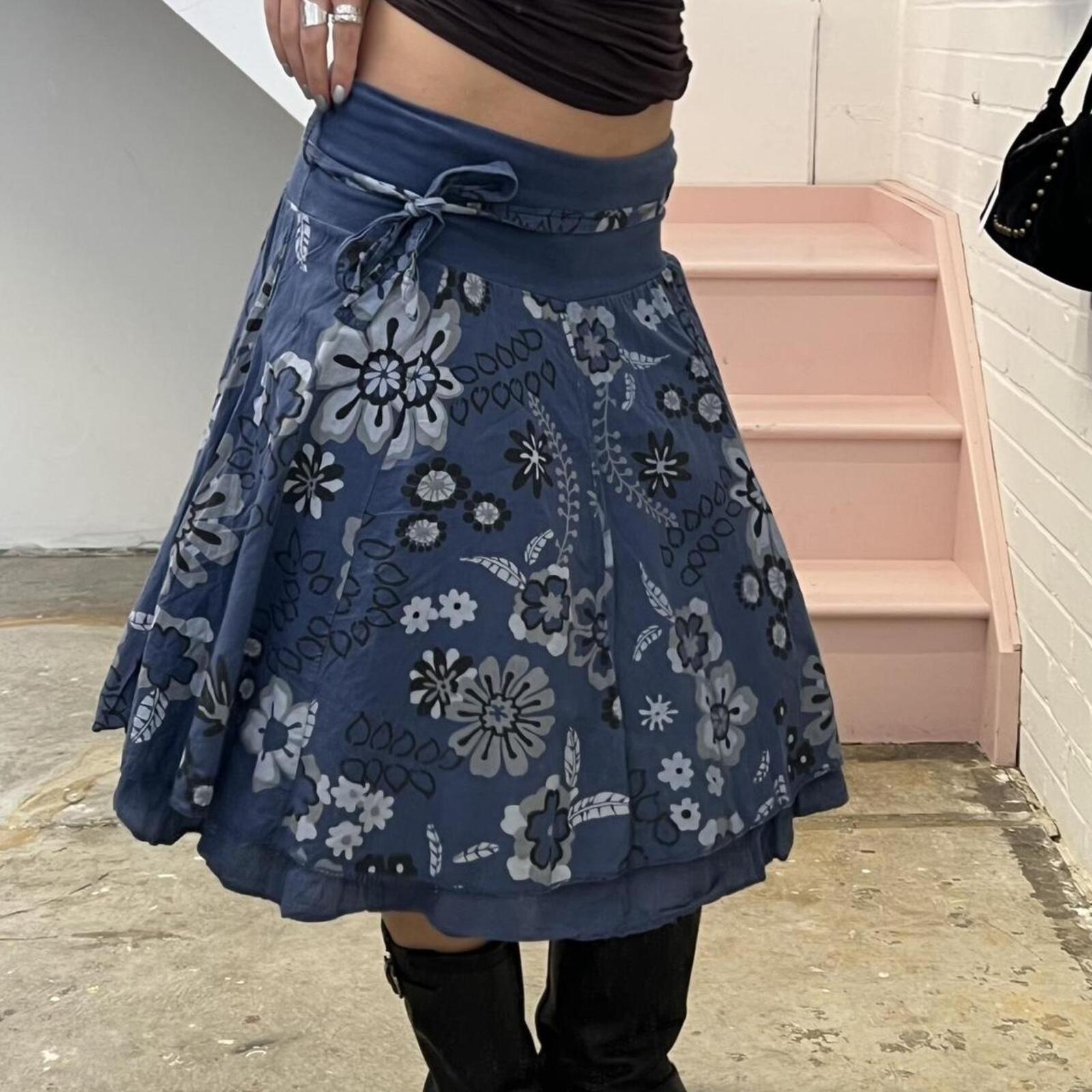 blue and white printed floaty floral layered midi skirt with foldable waist
