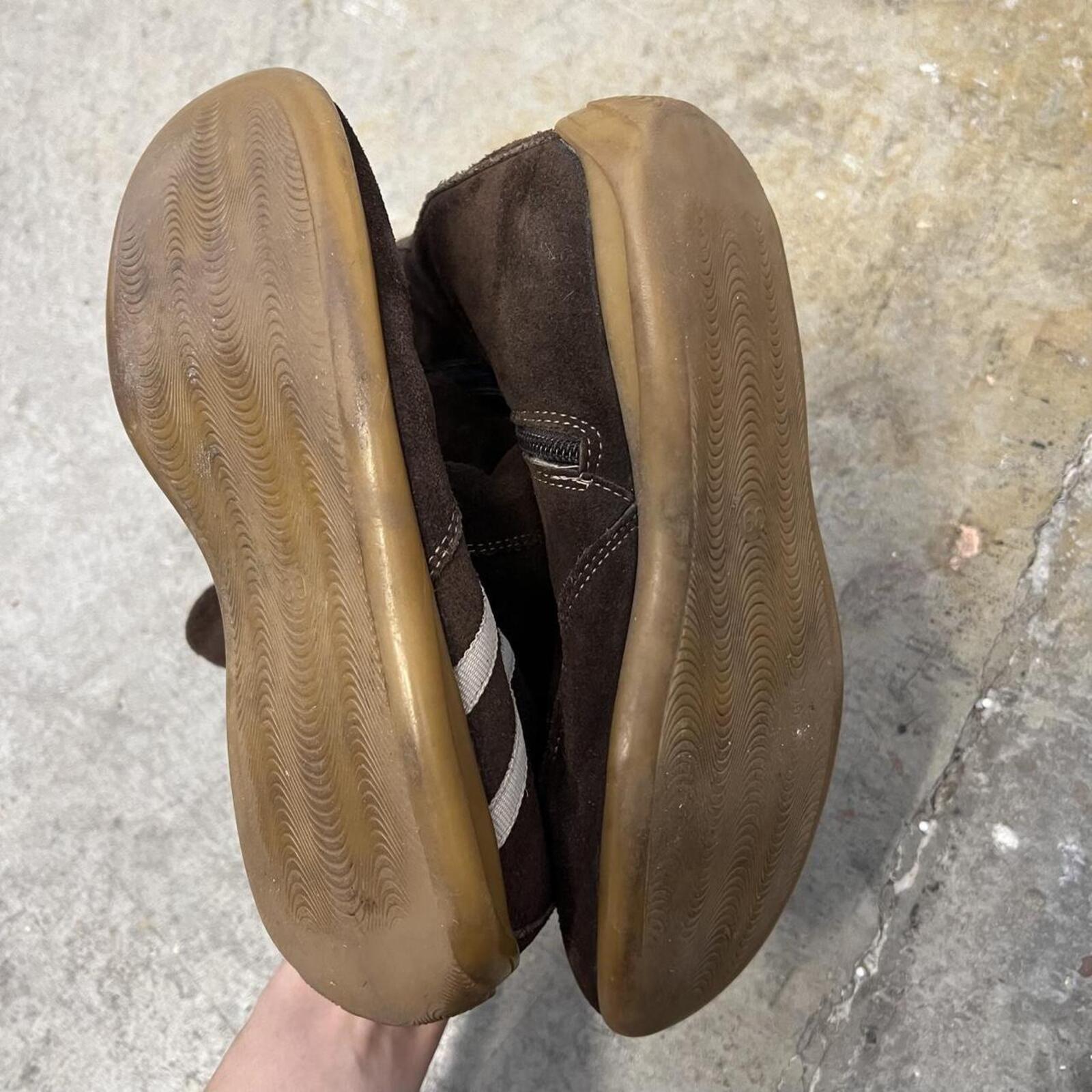 Brown suede mid calf flat boxing boots with white stripes