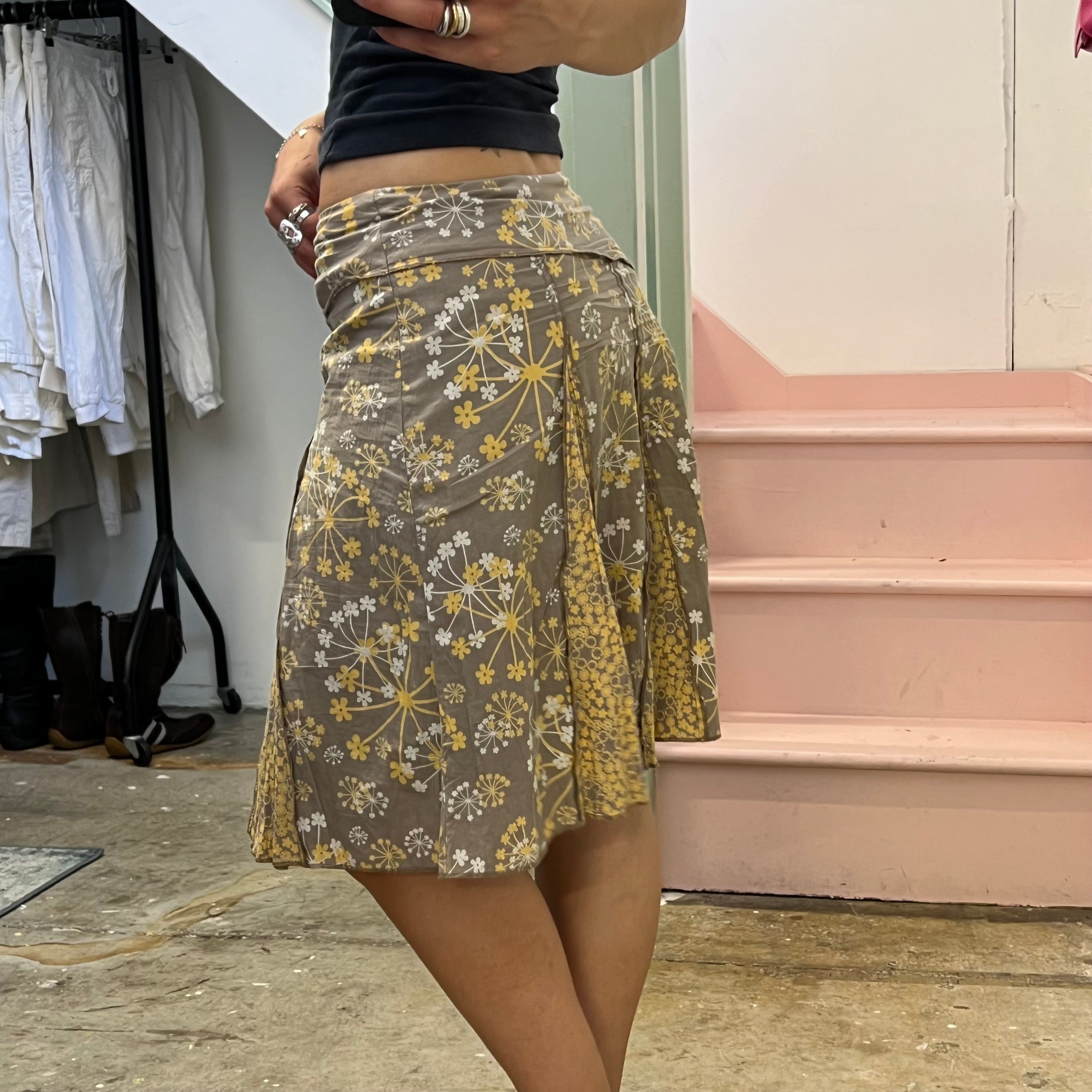 Grey and yellow floral pleated midi skirt