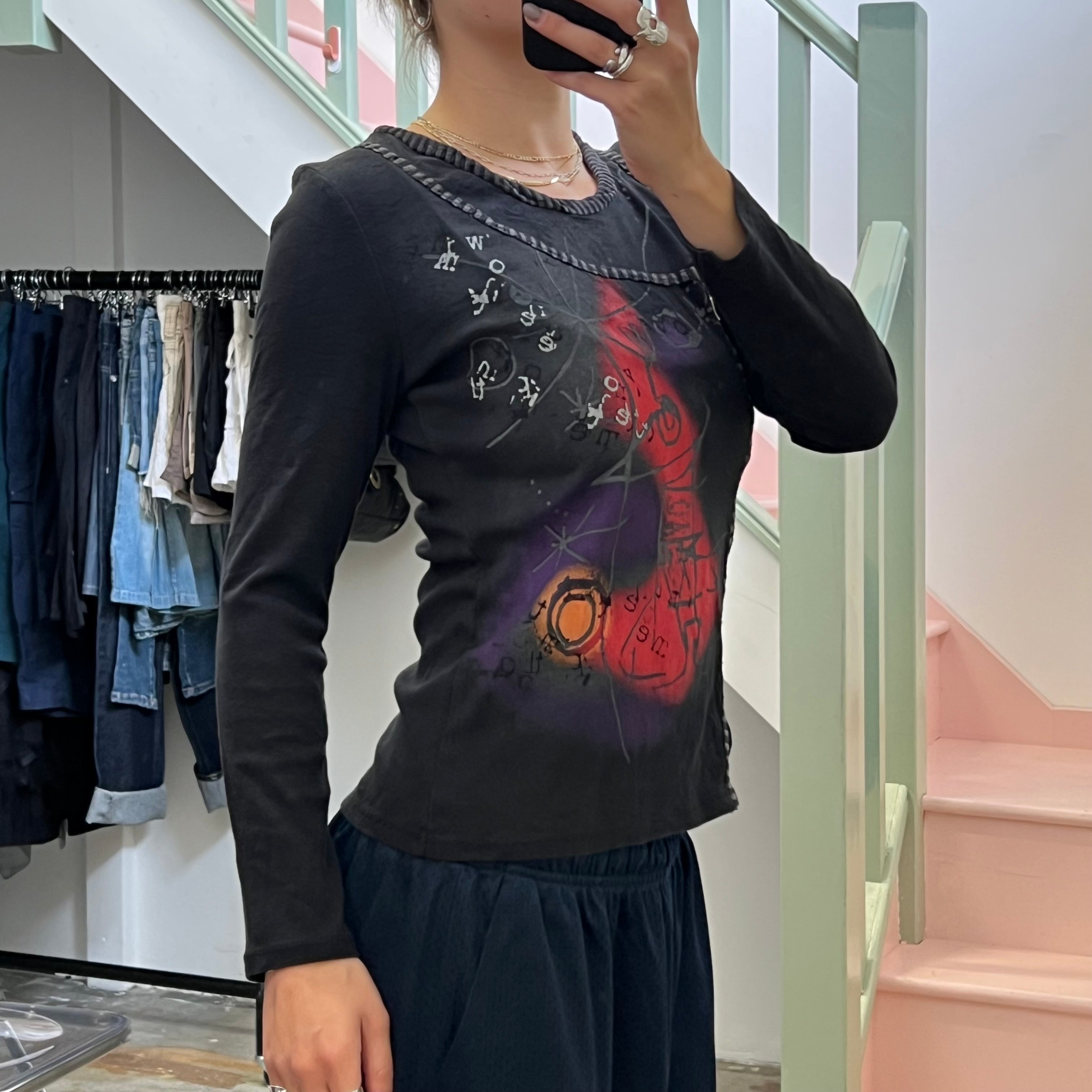 Graphic print long sleeve top