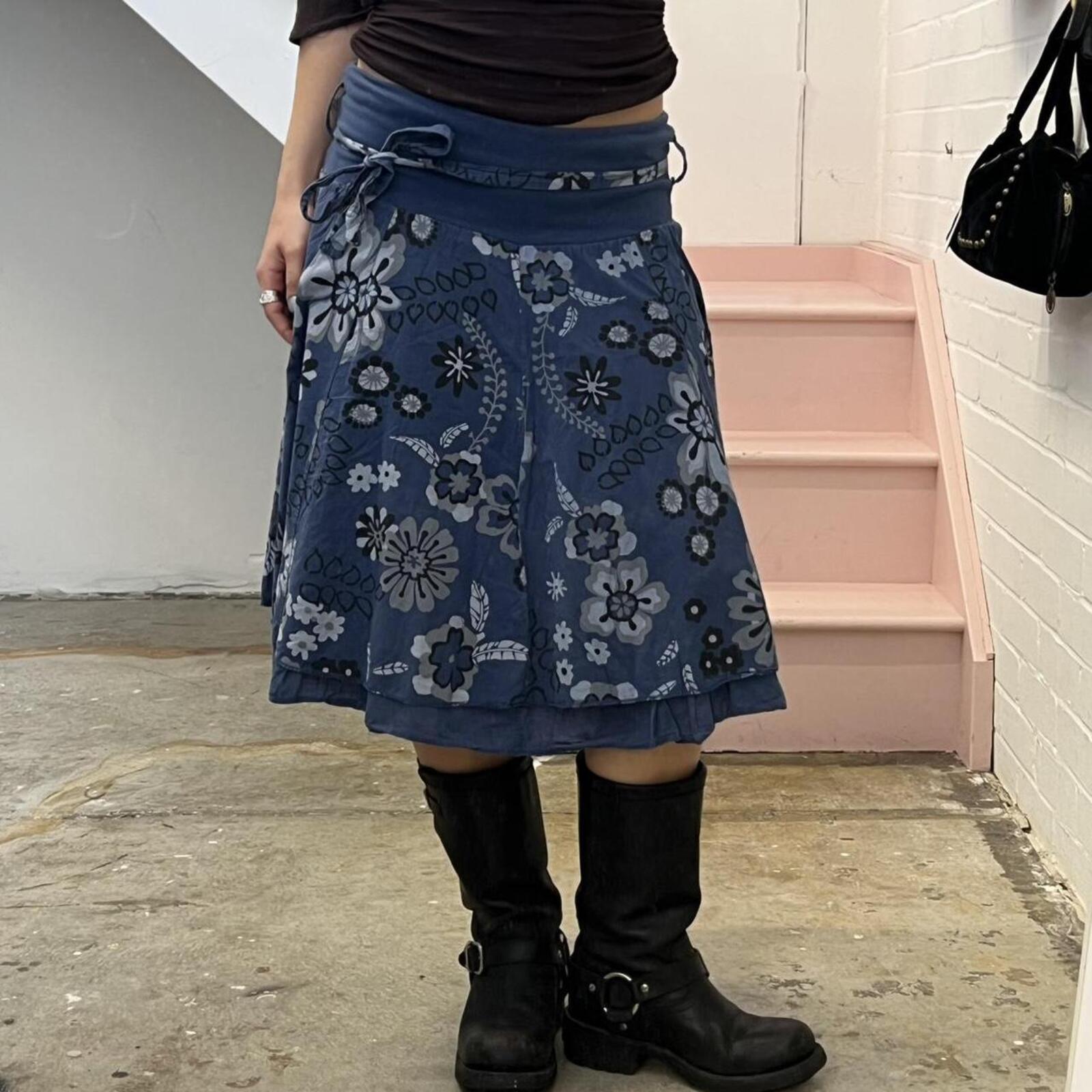 blue and white printed floaty floral layered midi skirt with foldable waist