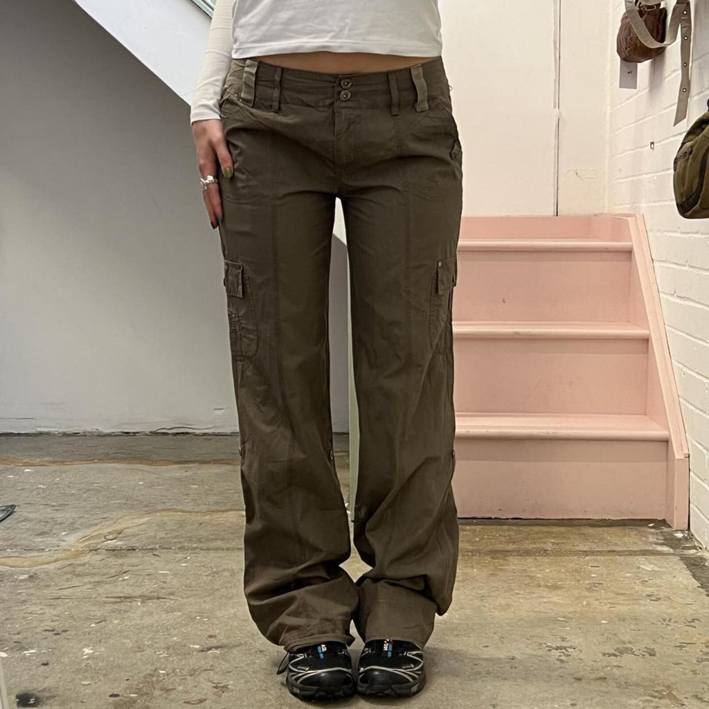 Brown low rise wide leg vintage cargo trousers