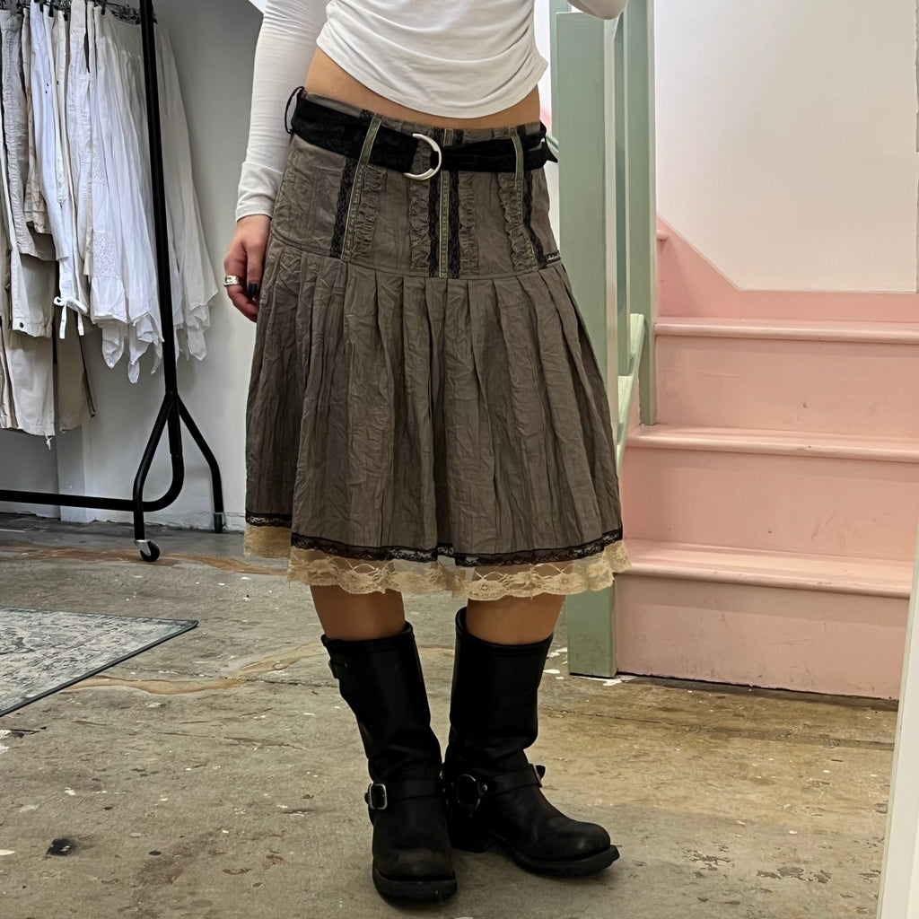 Brown crinkle lace trim belted midi skirt