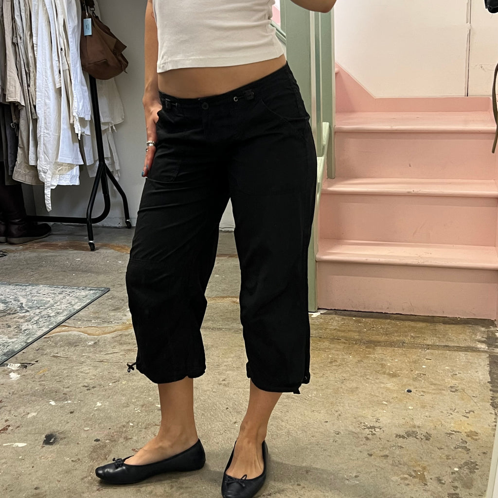 Black low rise cargo capris