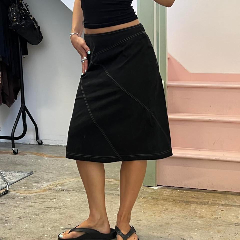 Black tailored pencil skirt with contrast stitching