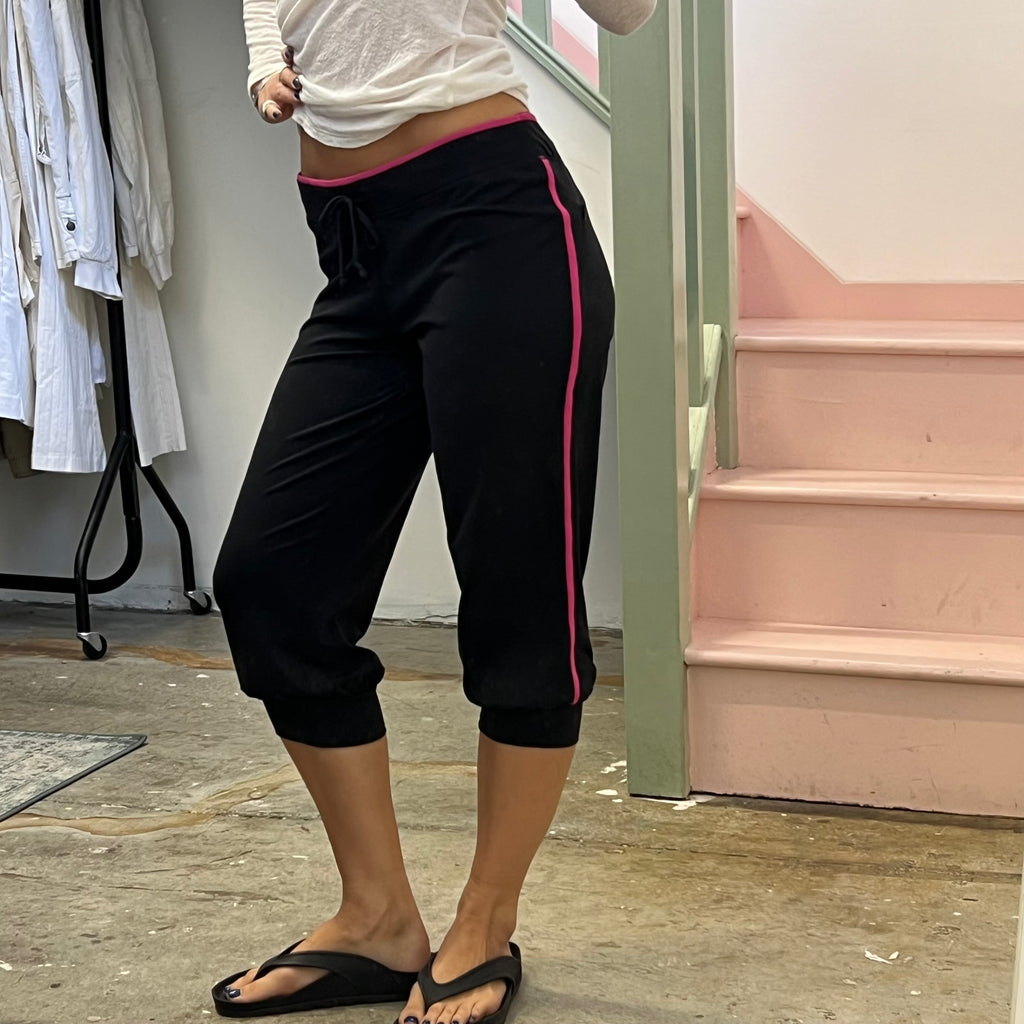 Nike black and pink sporty cinched capris