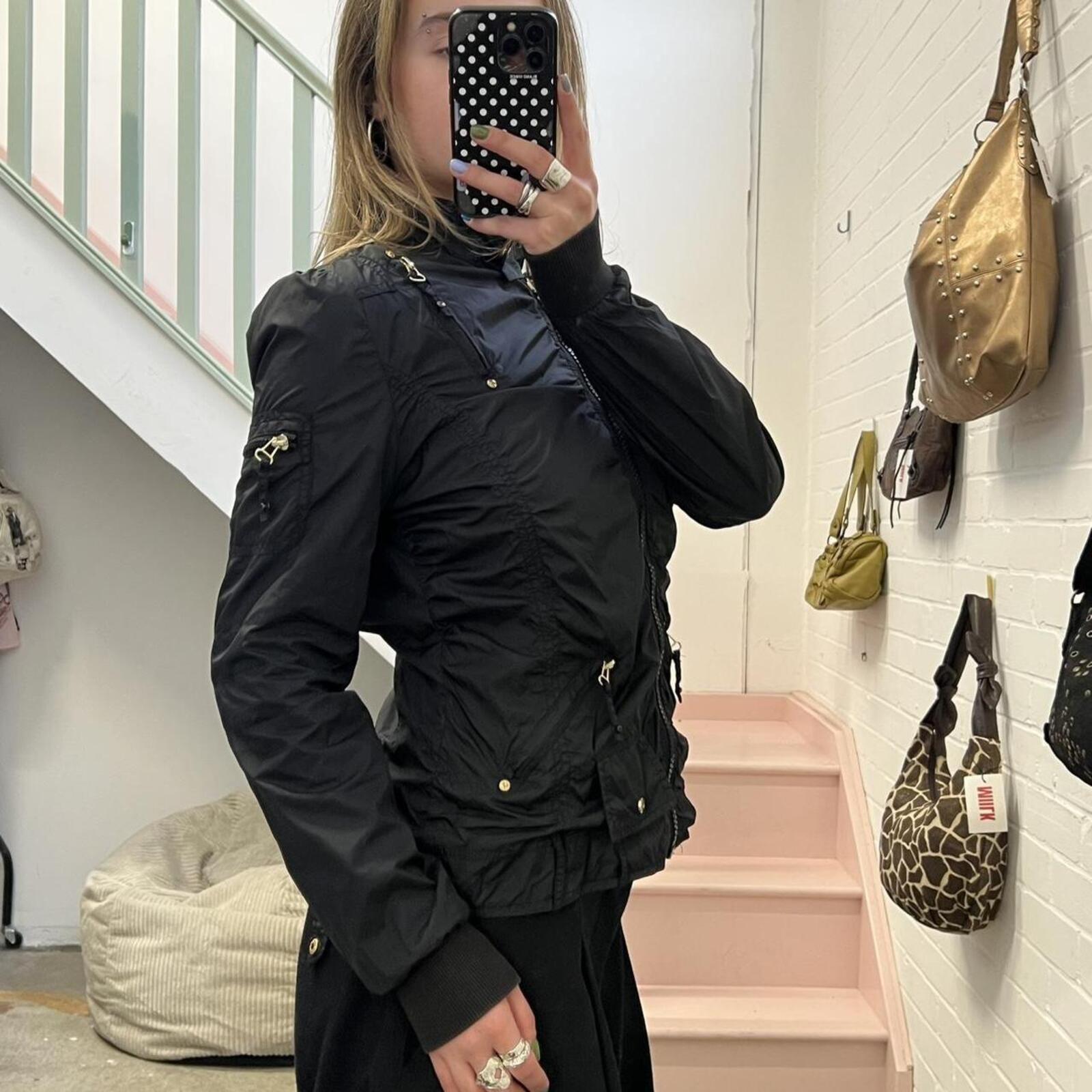 black lightweight ruched windbreaker style fitted vintage jacket