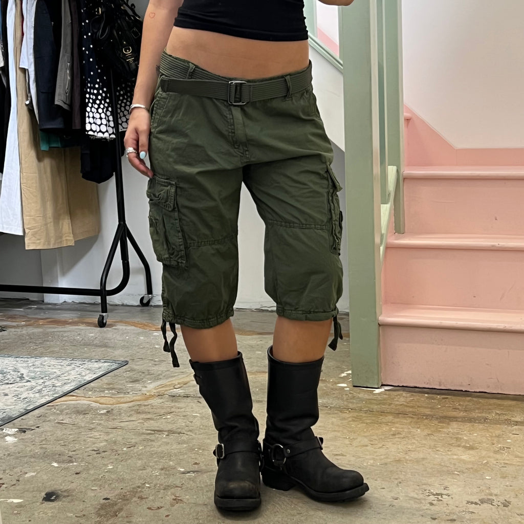 Khaki belted cargo shorts