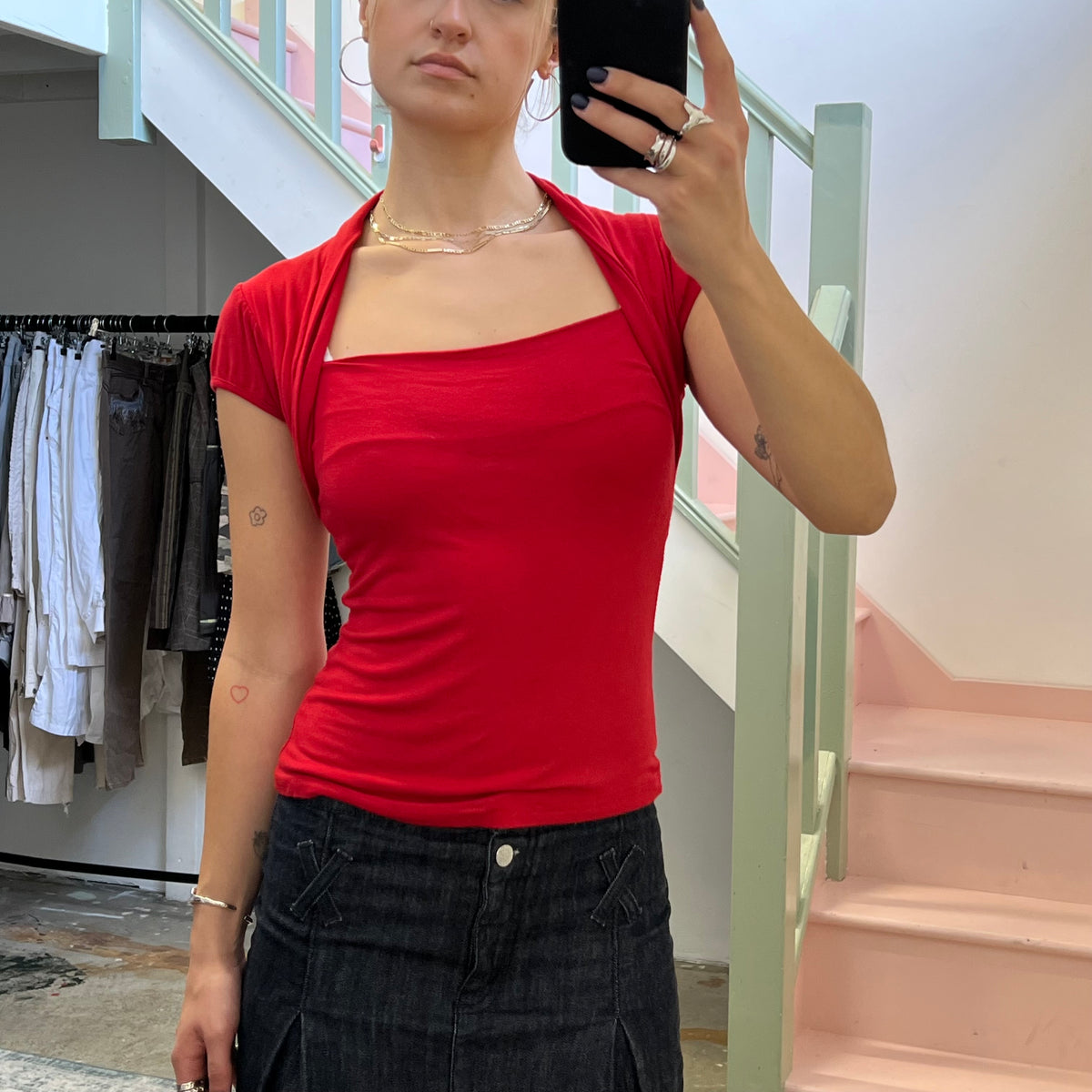 Red square neck short sleeve top