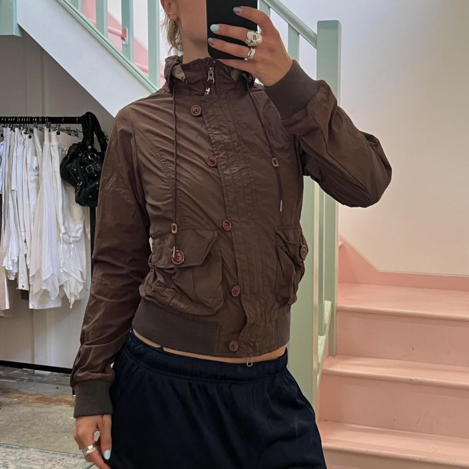 Brown lightweight utility bomber