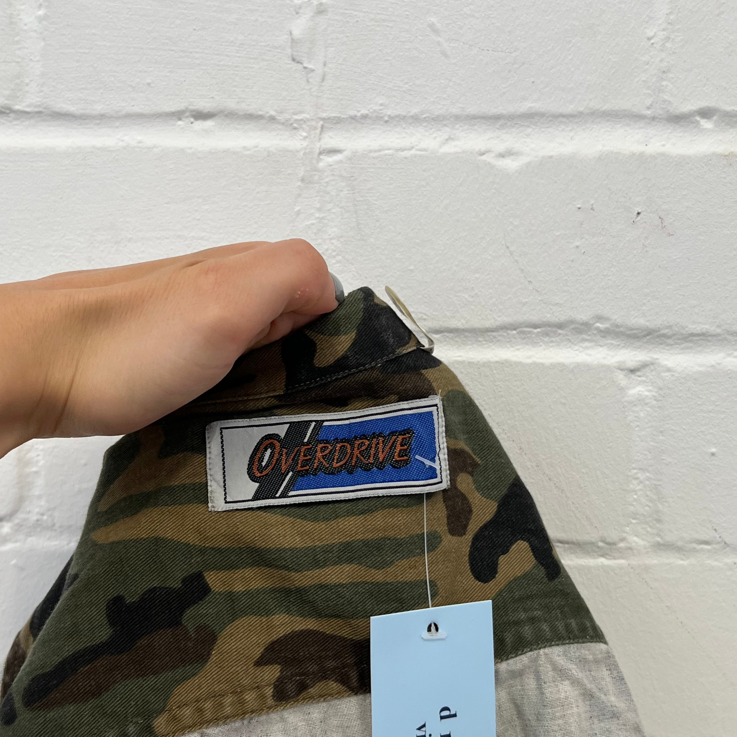 Khaki camo print zip up vintage lightweight jacket
