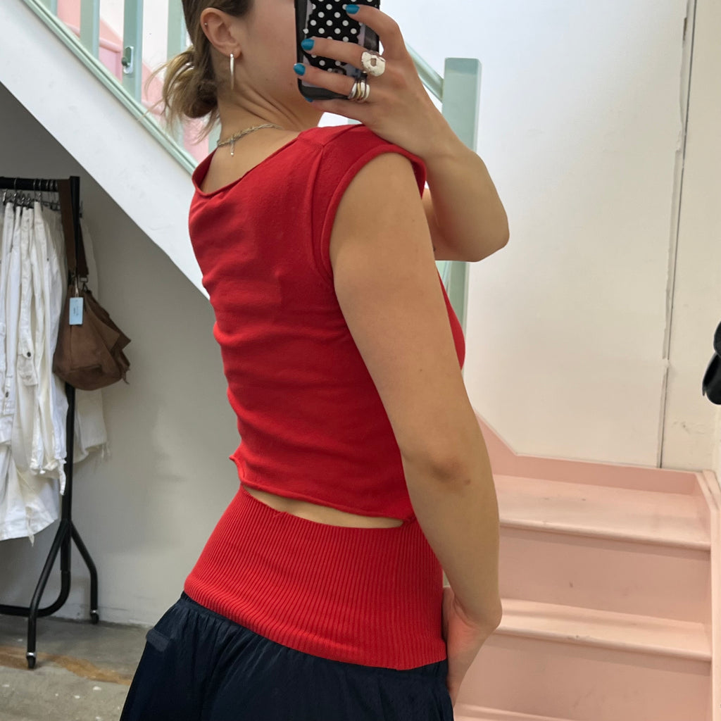 Red slouchy cut out tee