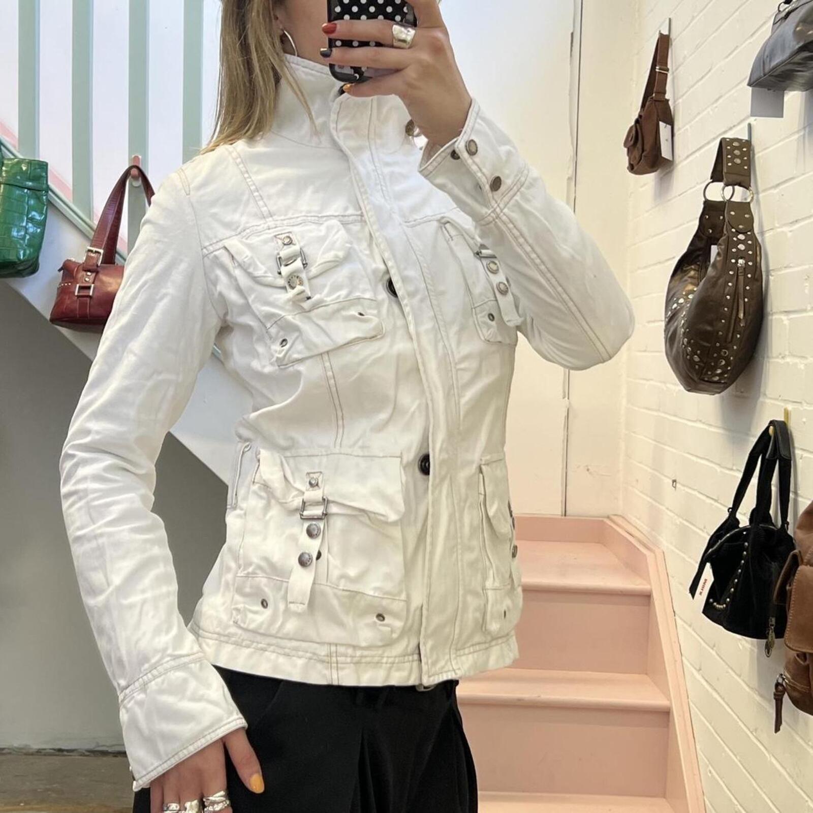 White utility style fitted zip up vintage jacket with cargo pockets
