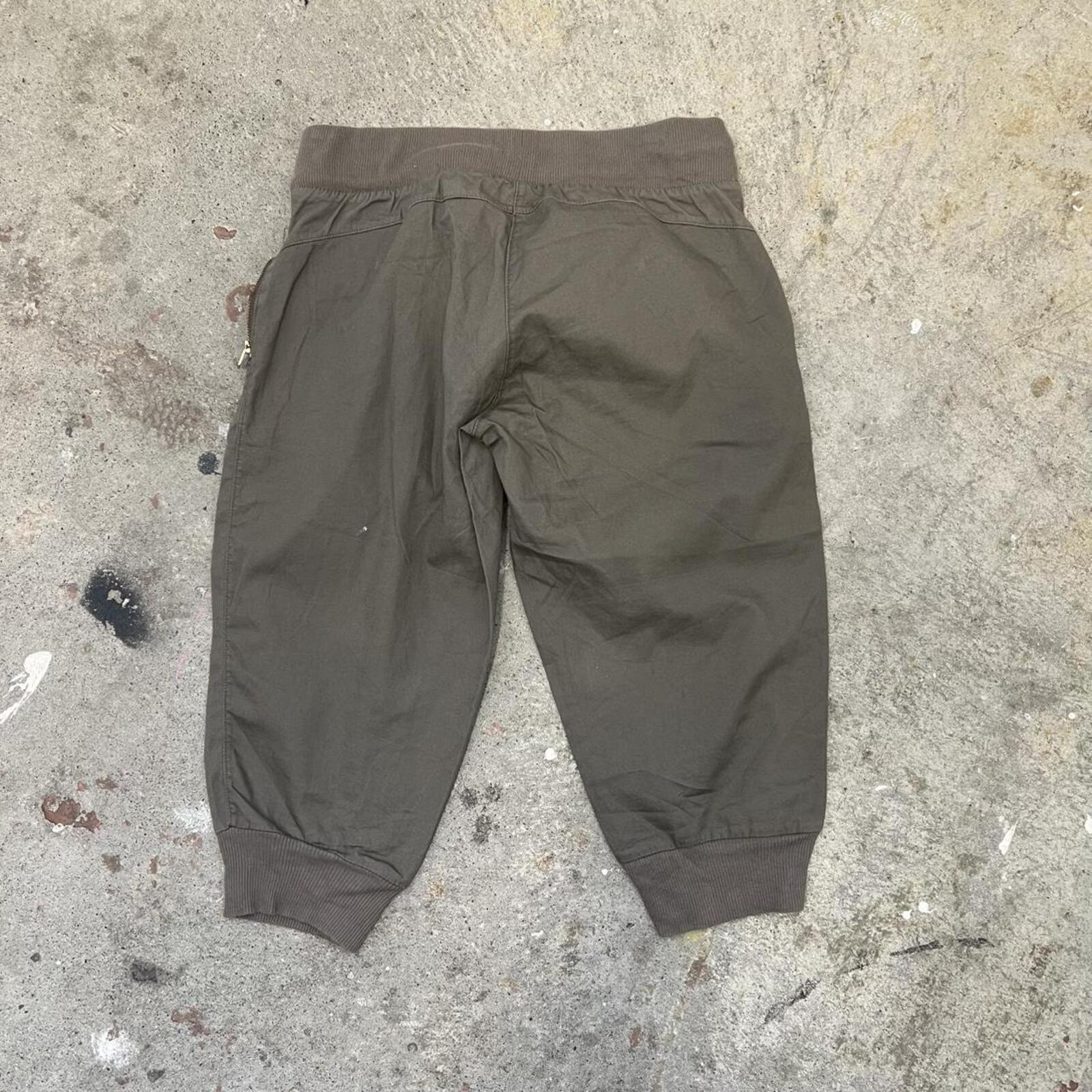 Khaki balloon style vintage cuffed capris with tie waist