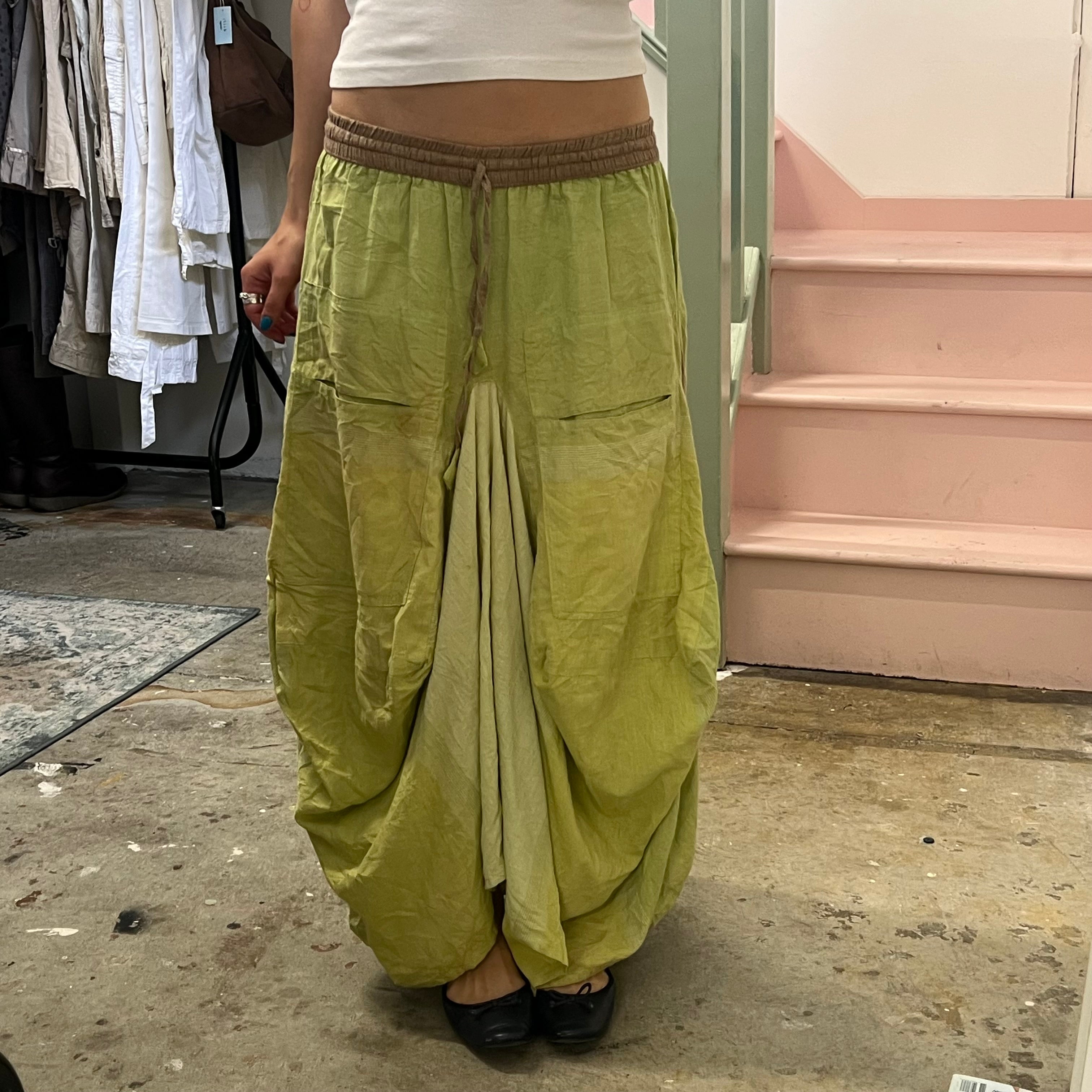 Green ballon style ruched maxi skirt