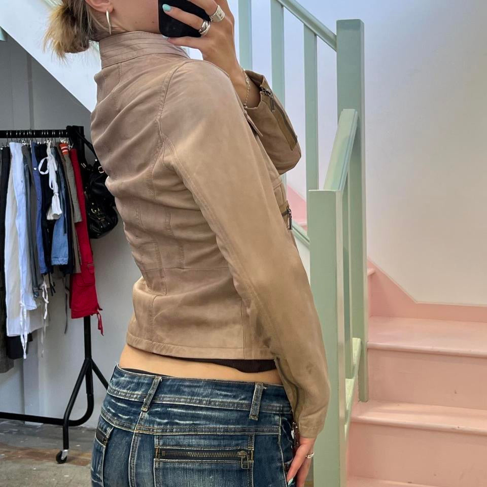 Light brown tan fitted zip up leather biker jacket
