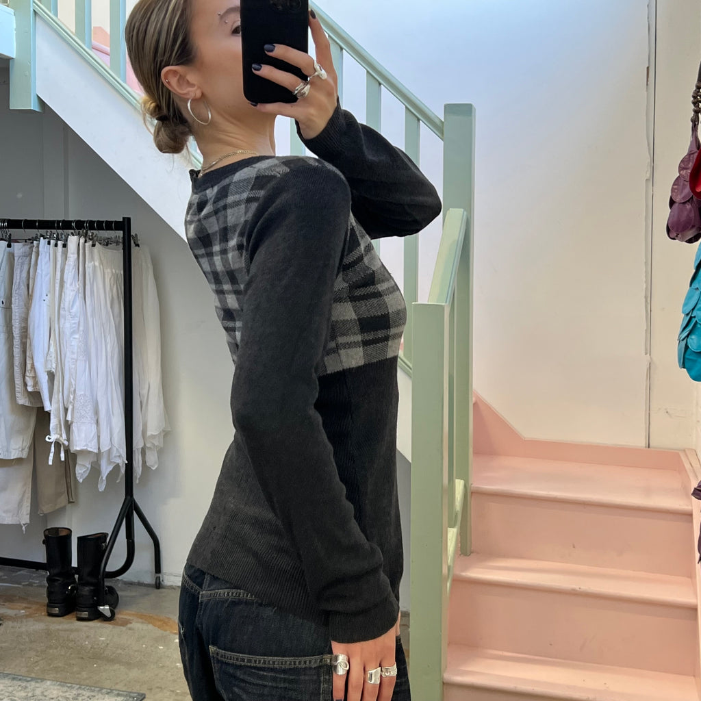 Black v neck check sweater