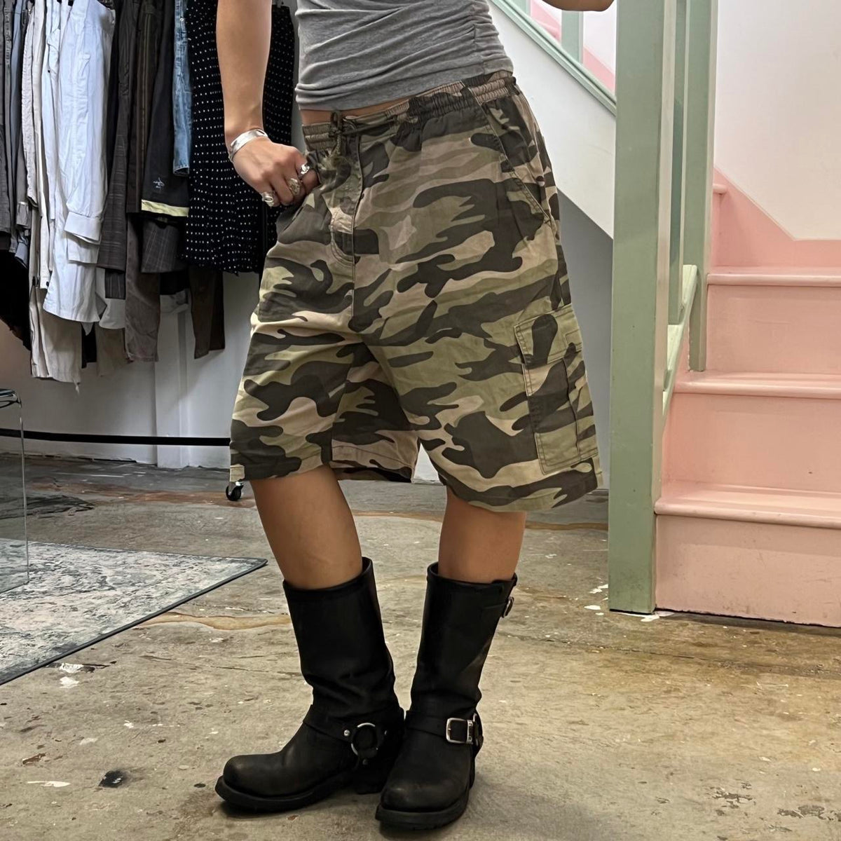 Khaki camo print baggy shorts