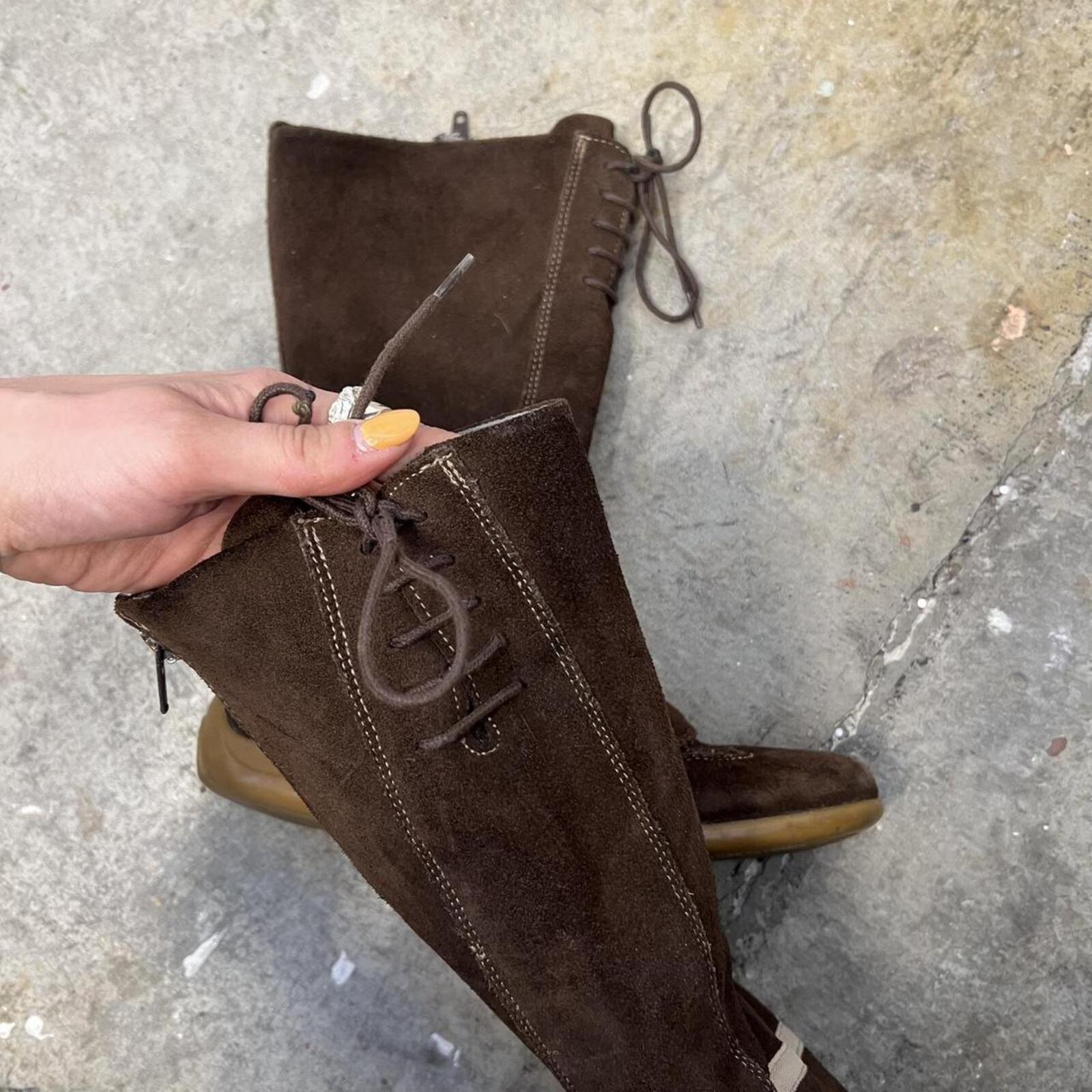 Brown suede mid calf flat boxing boots with white stripes