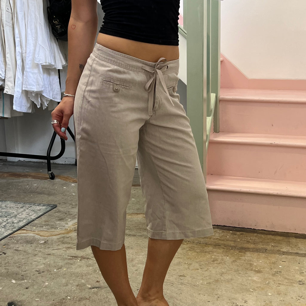 Cream wide leg tie waist capris
