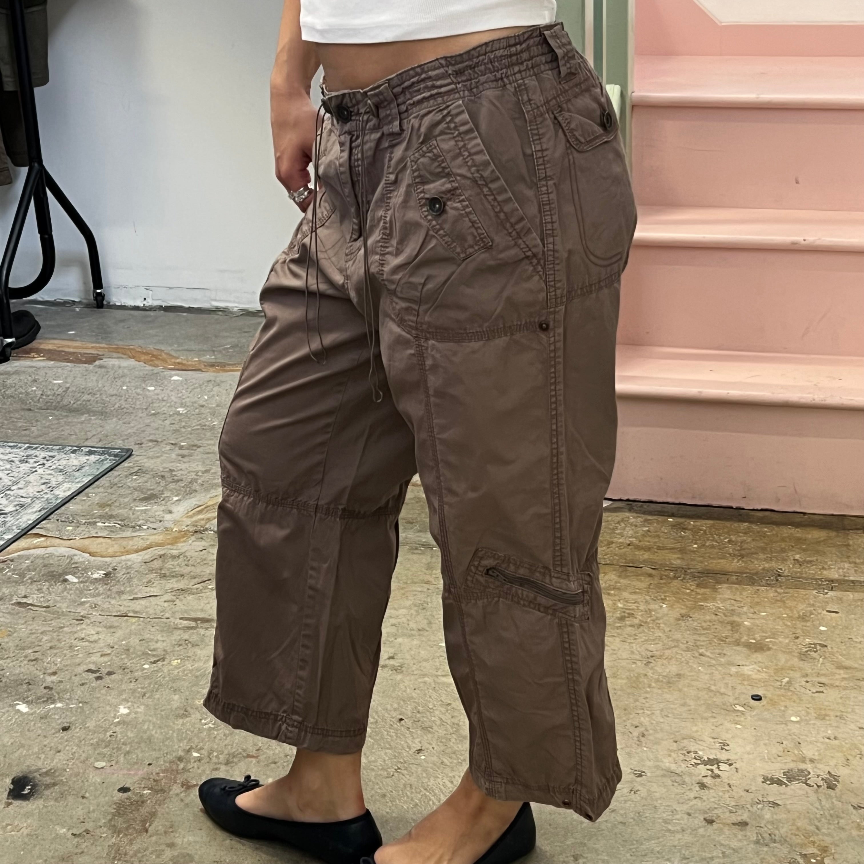 Brown baggy wide leg cargo capris